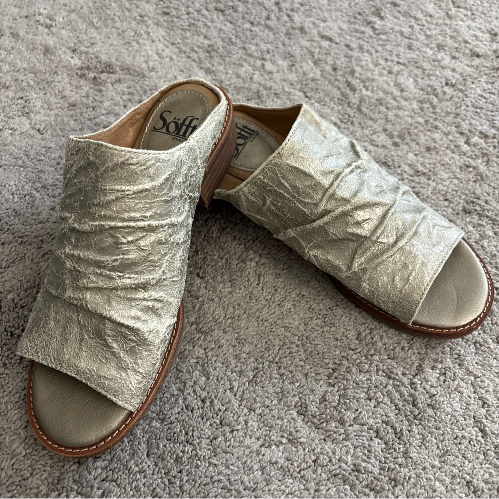 Sofft Netta Leather Upper Pewter Slides Mules 6